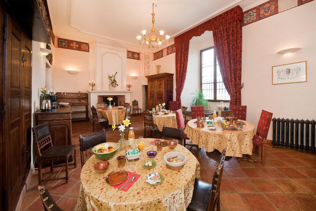 Chateau De Picomtal Кро Экстерьер фото